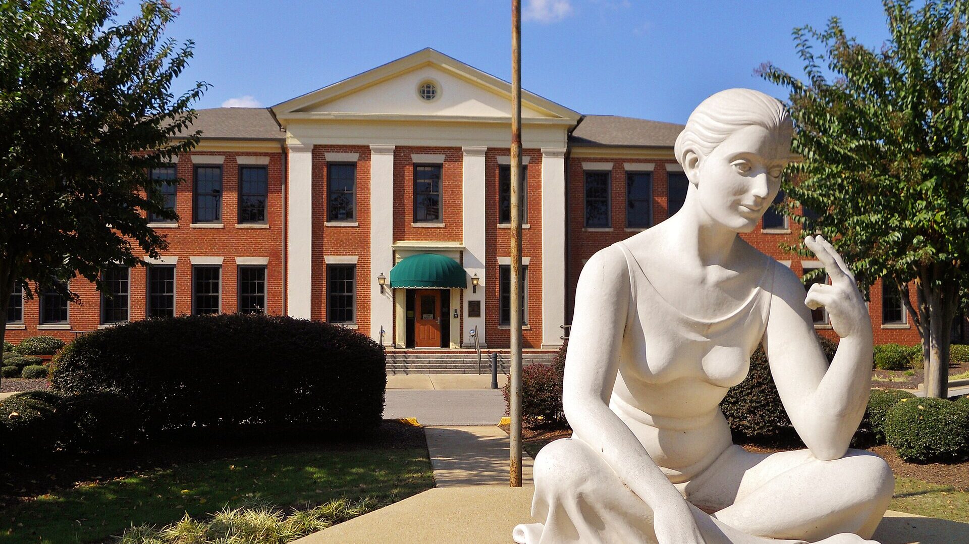 Audit finds issues at the Alabama Institute for the Deaf and Blind